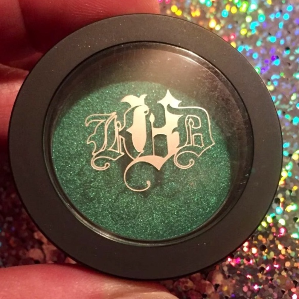 Kat Von D Metal Crush Eyeshadow IGGY
